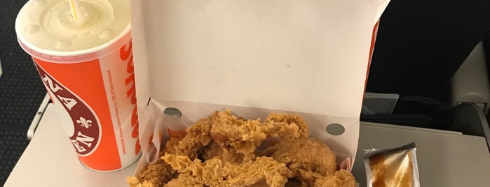 Popeyes Louisiana Kitchen is one of Gregさんのお気に入りスポット.