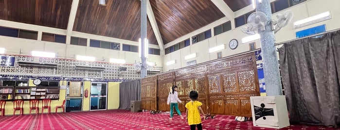 Masjid As-Syarif is one of Masjid & Surau,MY #6.