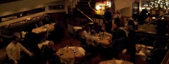 Beacon Restaurant & Bar is one of CIA Alumni Restaurant Tour.