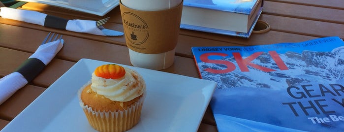 Kristina's Cafe & Pastries is one of Posti che sono piaciuti a Jana.