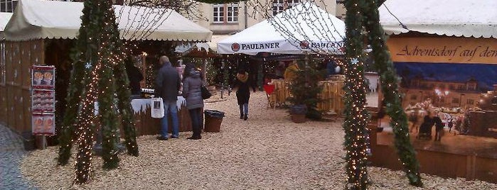 Wetzlarer Adventsdorf is one of Weihnachtsmärkte in Hessen.