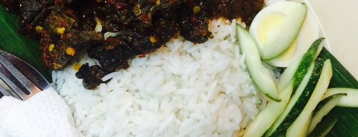 Ujang Corner Nasi Lemak Special BBS is one of Selayang.