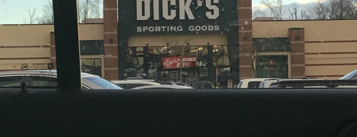 DICK'S Sporting Goods is one of Golf-shooting-skydive.