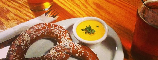 SingleCut Beersmiths is one of The 15 Best Places for Pretzels in Queens.