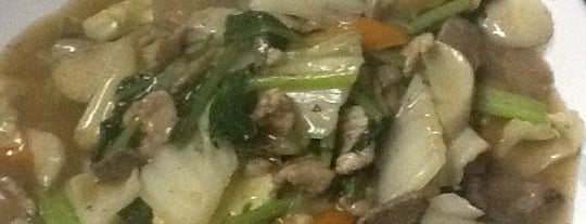 Resto 99 seafood & chinesse food is one of Laper? makan laaaah....