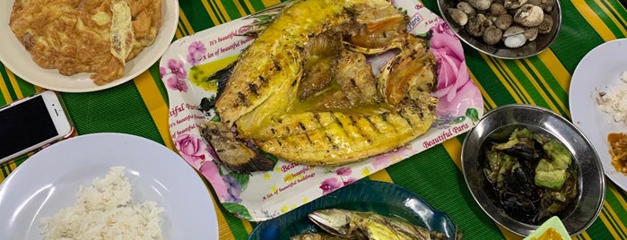 Rohani Ikan Bakar is one of Kerang kerang dan siput siput.