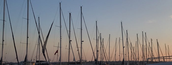 Kıyı İstanbul Marina is one of اسطنبول.