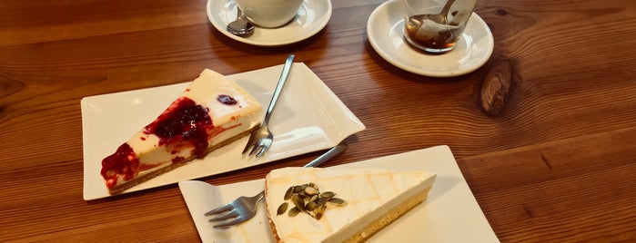 Bravo Bravko Kuchenwerkstatt is one of Berlin Kaffee Kuchen.