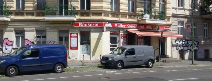 Bäckerei Müller is one of Colazione/Pasticcerie.