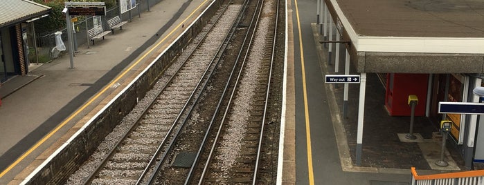 Sunningdale Railway Station (SNG) is one of UK.