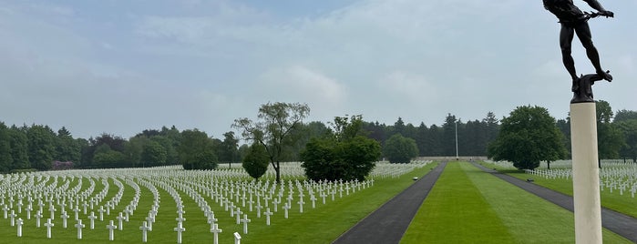 Henri-Chapelle American Cemetery and Memorial is one of Vakantie Wallonië.