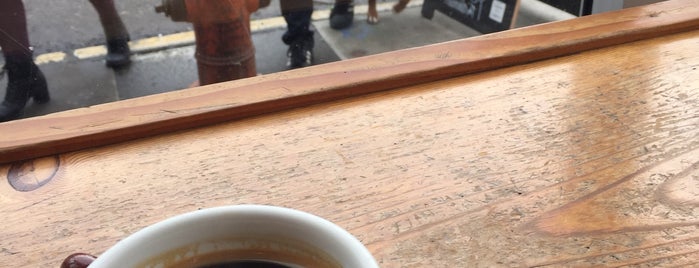 Stumptown Coffee Roasters is one of สถานที่ที่ Cristina ถูกใจ.