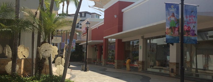 Giornale Caffé is one of Acapulco.