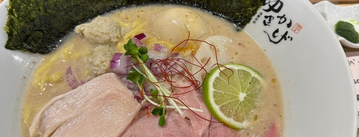 濃厚鶏麺 ゆきかげ is one of Tokyo Best.