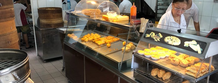 Tiong Bahru Pau & Snacks is one of George 님이 저장한 장소.