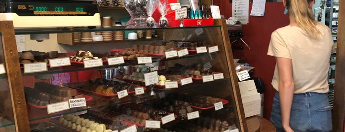 Lizzy's Chocolates is one of Foodie Tour! G-L.