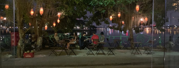 RastaMan Pub is one of Hanoi Nightlife.