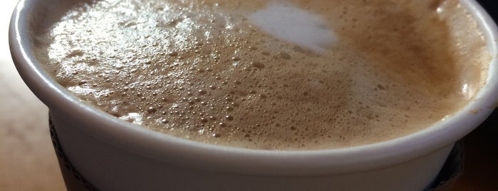 Mugs Coffee Lounge is one of Posti che sono piaciuti a VM.