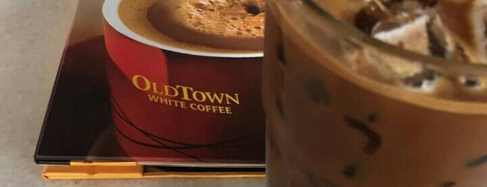 Old Town @ Permas Jusco is one of Coffee.