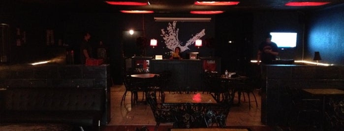 The Raven Hookah Lounge is one of Orte, die Melissa gefallen.
