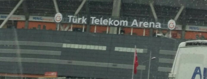 Ali Sami Yen Stadyumu is one of Tempat yang Disukai Sercan.