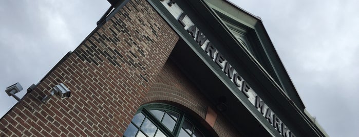 St. Lawrence Market Plaza is one of Lake Ontario Area Points of Interest.