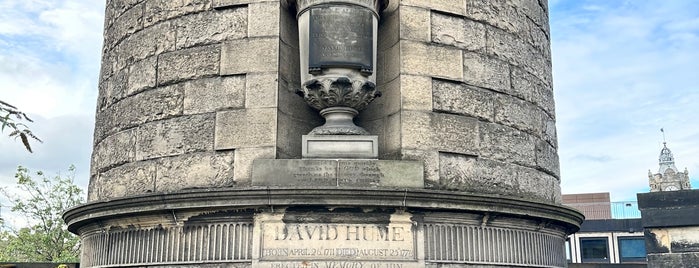 David Hume's Tomb is one of Skotsko.