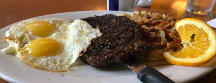 Rise and Shine, A Steak & Egg Place is one of Vick : понравившиеся места.