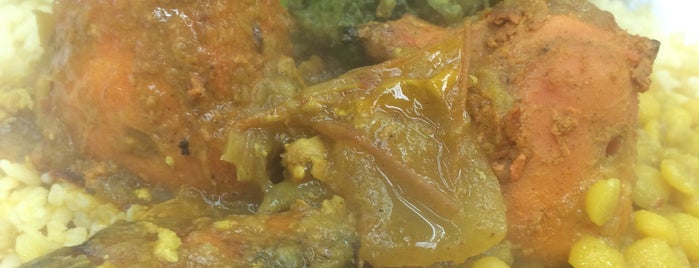 Bangal Curry is one of Lieux sauvegardés par Maximum.