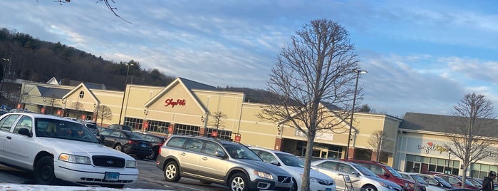 ShopRite of Canton is one of shoprites.