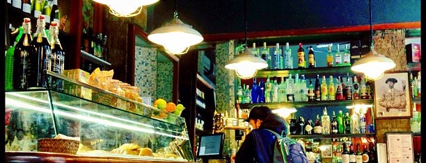 Café Centric is one of Tapa i quinto per 2,50 € al Raval!.