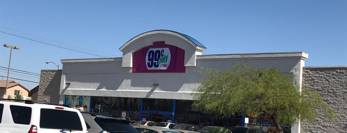 99 Cents Only Stores is one of Locais curtidos por Clayton.