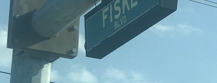 Fiske And I95 is one of สถานที่ที่ Ken ถูกใจ.