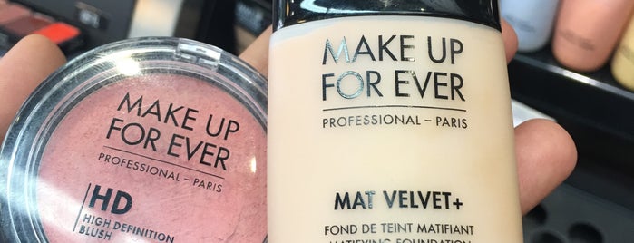 Make Up For Ever Bağdat Caddesi is one of Lugares favoritos de Colorful.