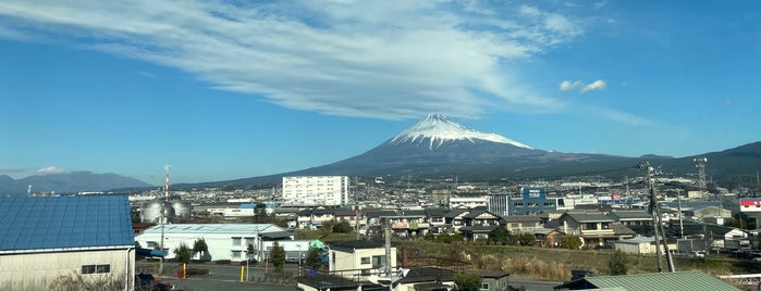 東海道新幹線 潤井川橋梁 is one of 東海道・山陽新幹線 橋梁.