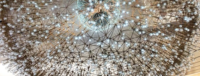 Lucent (2015) by Wolfgang Buttress is one of Gespeicherte Orte von Stacy.