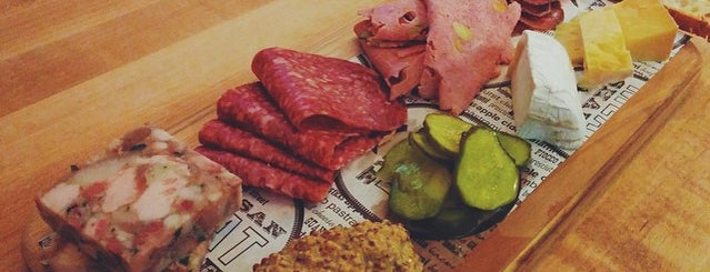 Artisan Meat Share is one of Outside of NYC.
