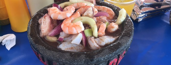 Mariscos El Chayo de la 9 is one of Restaurantes En CULICHI CITY.