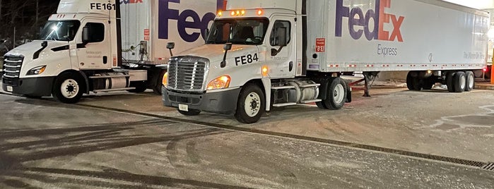 FedEx Ship Center is one of Alexandria.