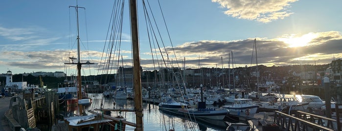 Scarborough Harbour is one of Favourite places.