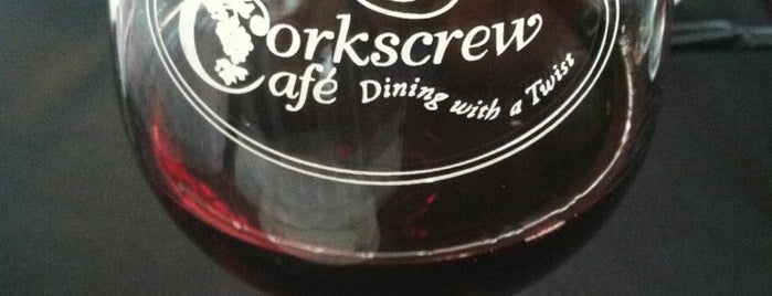 Corkscrew Cafe is one of สถานที่ที่ Travis ถูกใจ.