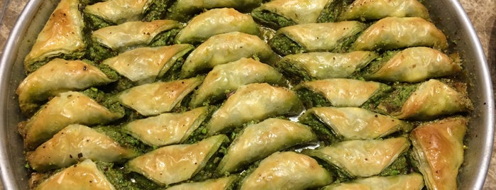 Ayıntap Baklavaları is one of Tempat yang Disukai Aydın.