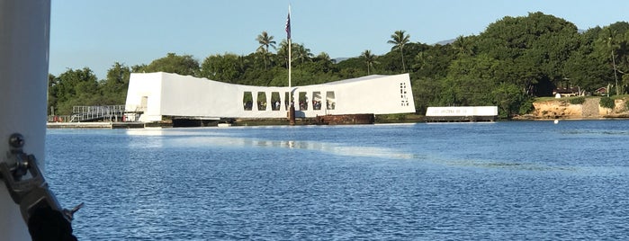 Pearl Harbor National Memorial is one of Lugares favoritos de Chris.
