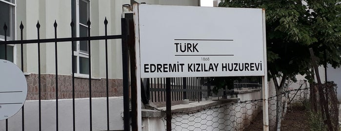 Edremit Kızılay  Huzur Evi is one of Lugares favoritos de Chemist.