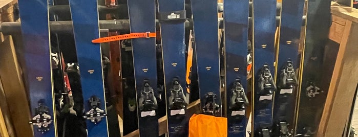 Lone Pine Gear Exchange is one of Ski trips.