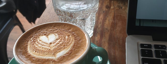 PRADO Cafe is one of Misty 님이 좋아한 장소.