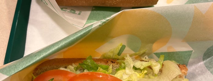 Subway is one of ファーストフード 行きたい.