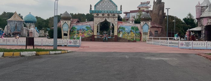 Kepezpark Masal Parkı is one of Orte, die Rasim Mahir gefallen.