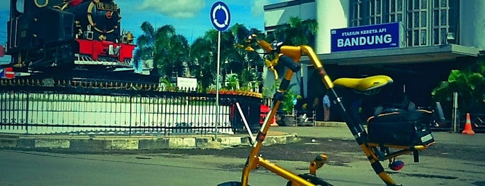 Stasiun Bandung is one of Bandung.