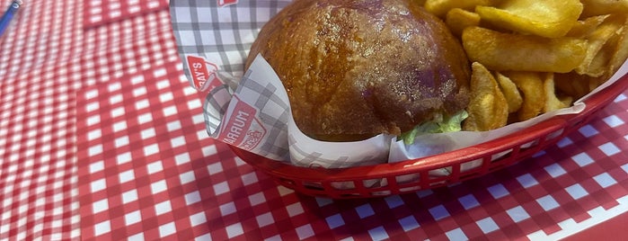 Murray’s Burger&Shakes is one of Isparta Gidilen Mekanlar.